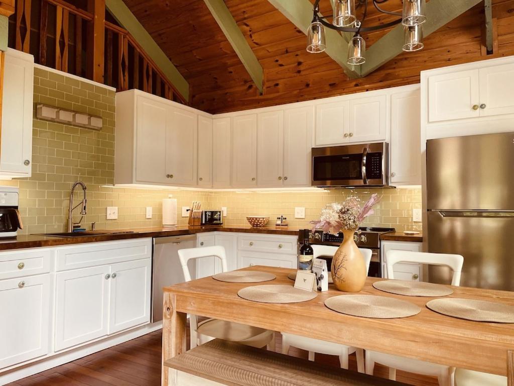Chalet With A Private Beach In Acadia National Park Бар Харбор Экстерьер фото